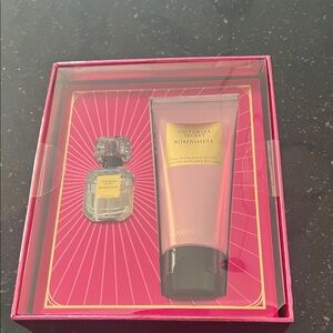 Victoria's Secret Bombshell Pink Fragrance Set
